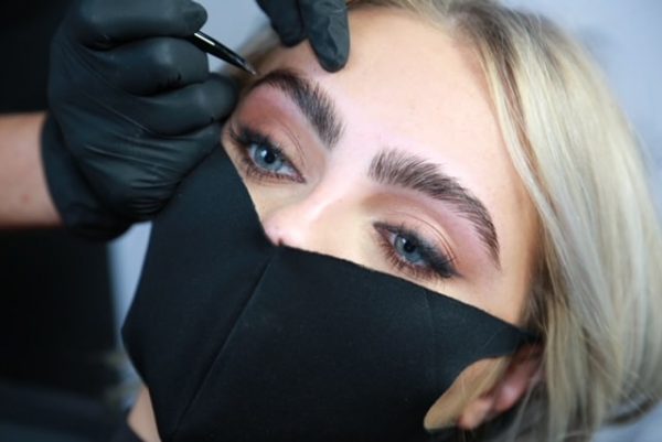 The Brow Club Lamination process